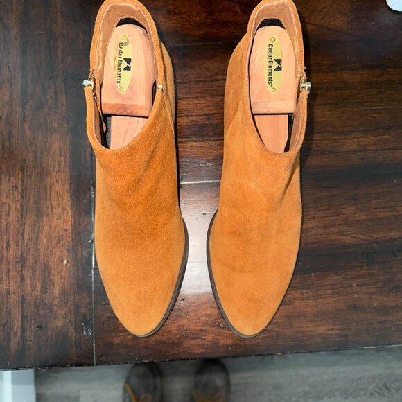 Taryn Rose Cognac Booties size 39 - Picture 3 of 9